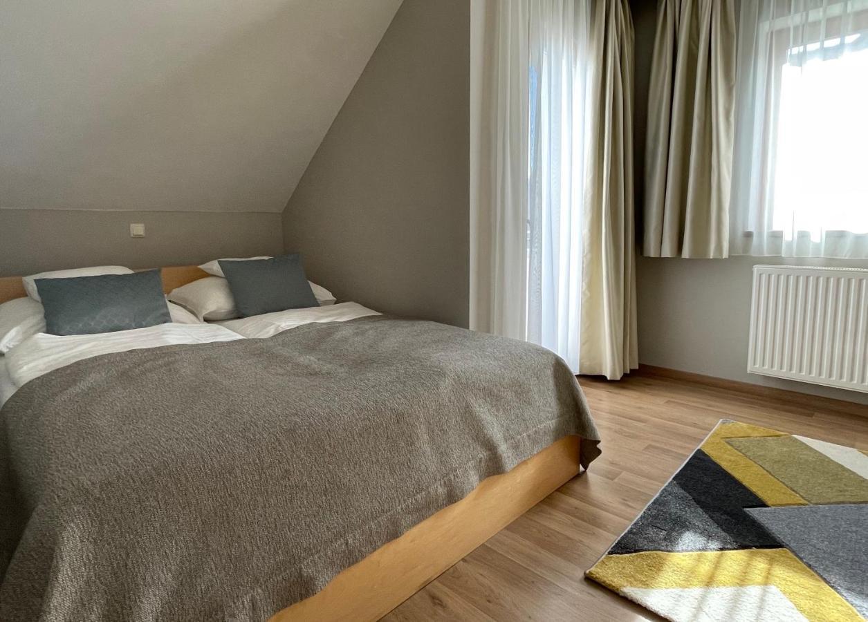 Panorama Apartmanhaz バラトンフレド エクステリア 写真