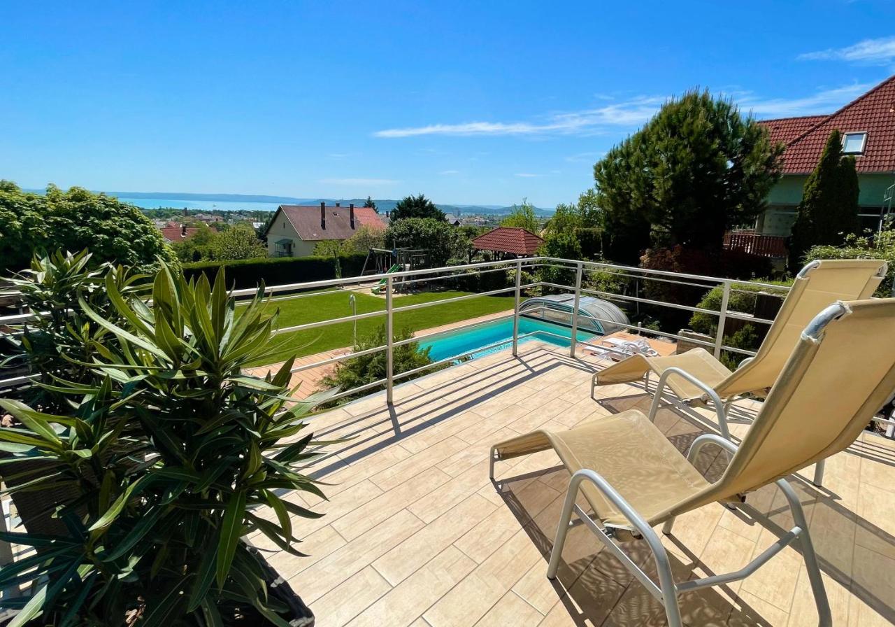 Panorama Apartmanhaz バラトンフレド エクステリア 写真