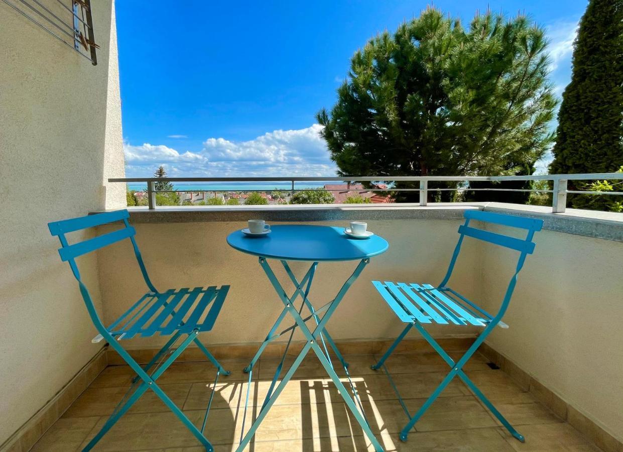 Panorama Apartmanhaz バラトンフレド エクステリア 写真