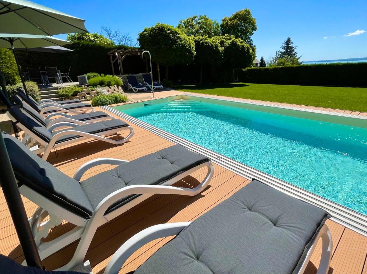 Panorama Apartmanhaz バラトンフレド エクステリア 写真