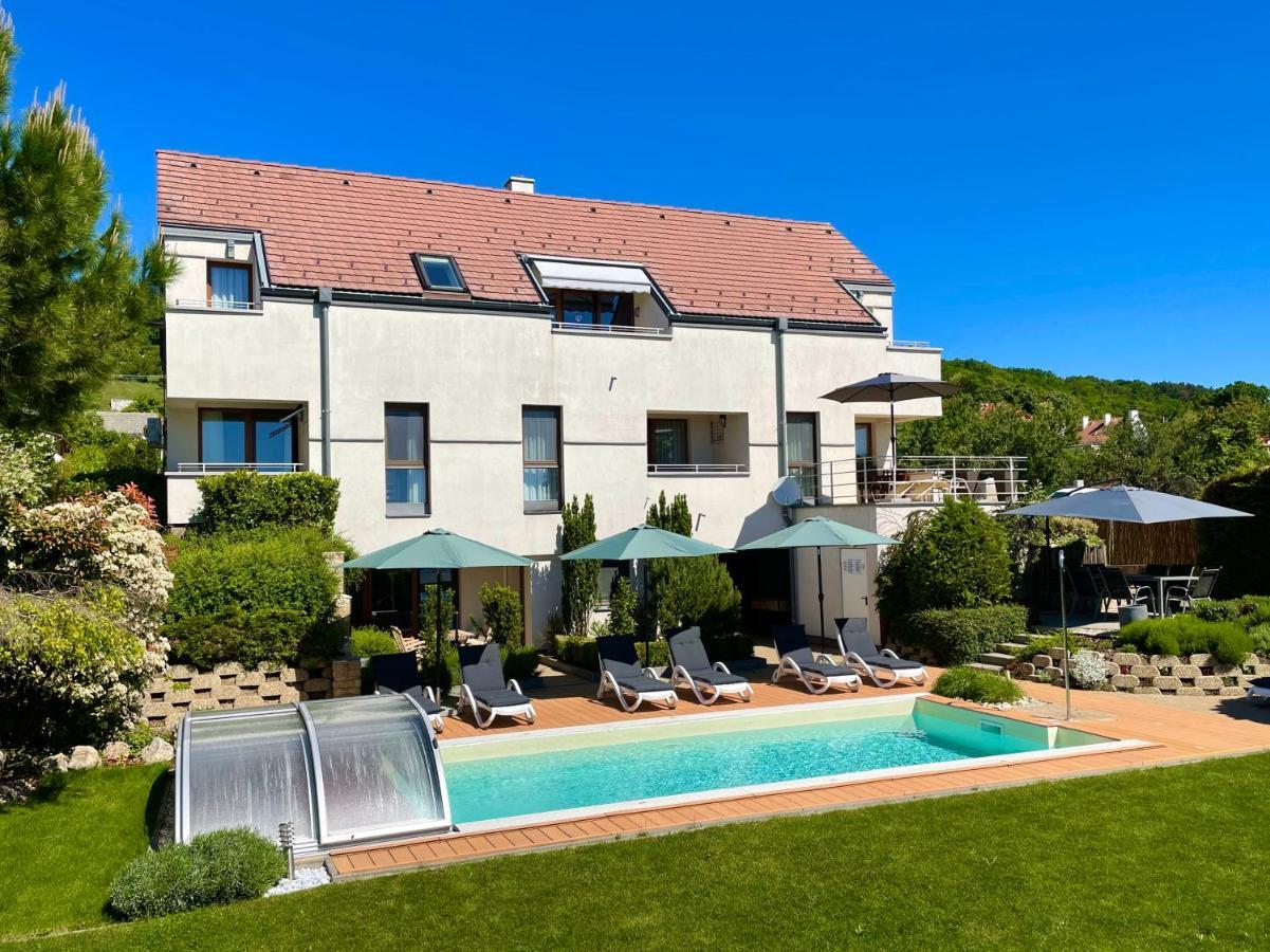 Panorama Apartmanhaz バラトンフレド エクステリア 写真